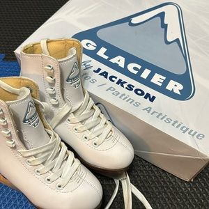 Glacier by Jackson 120 Size11J